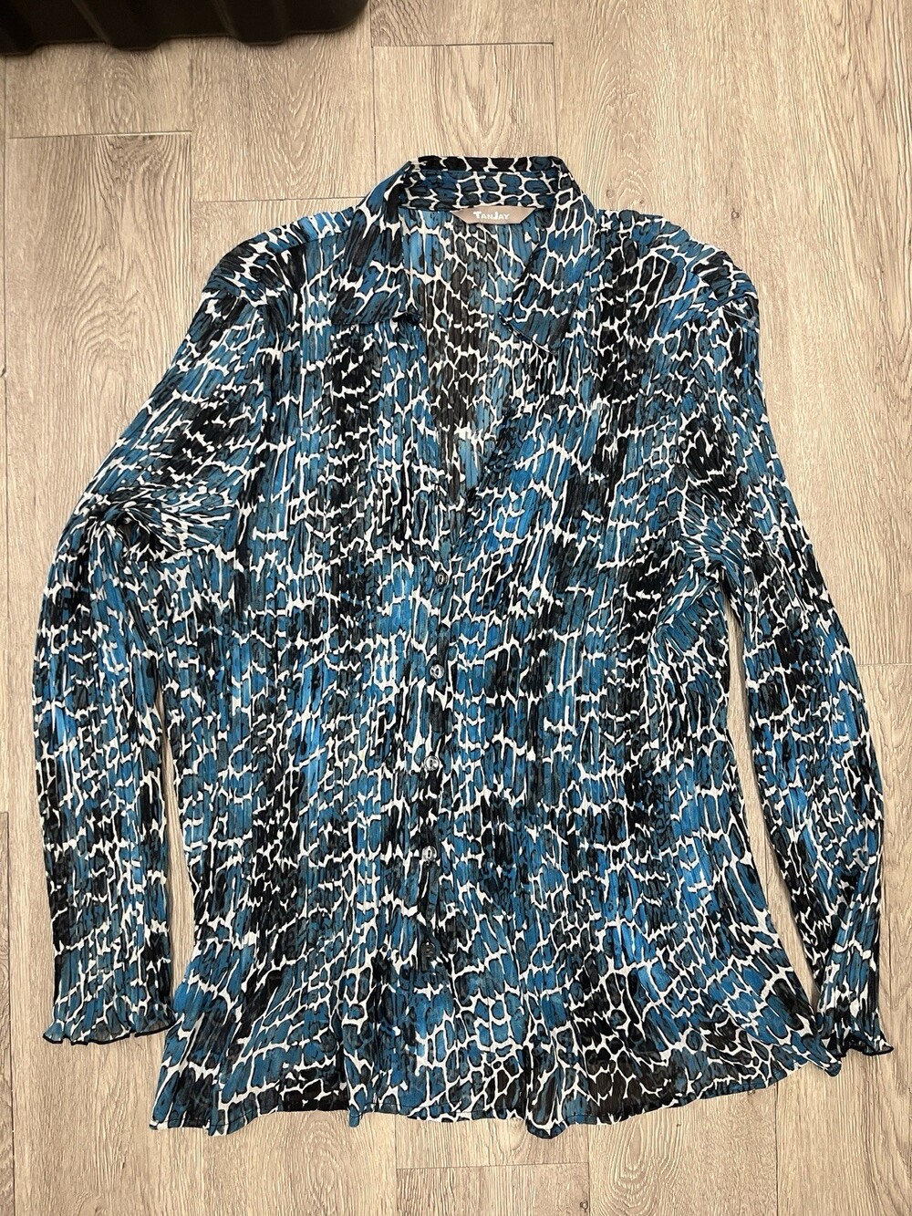 Tanjay Women Blouse No Tag Blue Snake Print Open Front Beachy